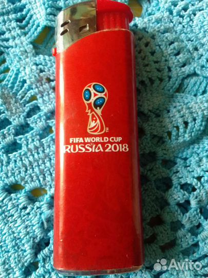 Зажигалка-пьезо красная 2018г.LM