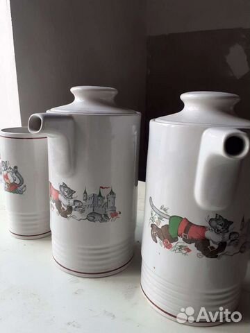 Кувшин фаянс