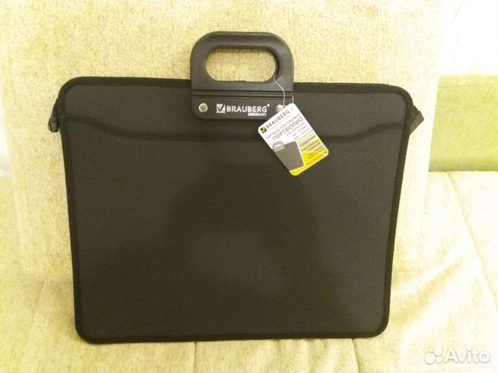Портфель пластиковый Brauberg A3
