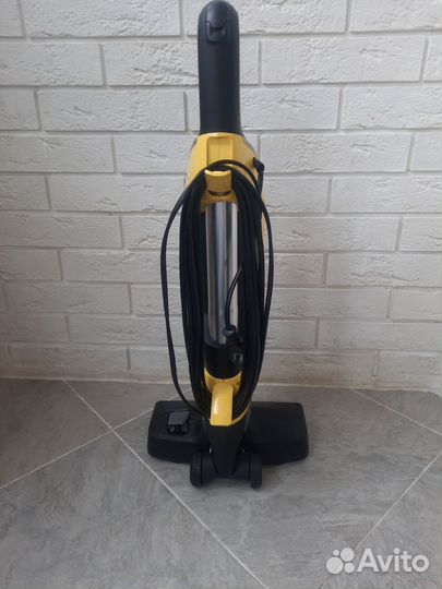 Пылесос вертикальный Karcher VC 5 желтый