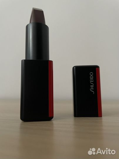 Shiseido Помада 523