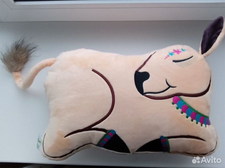 Подушка декоративная «Делюсь счастьем» - Новая