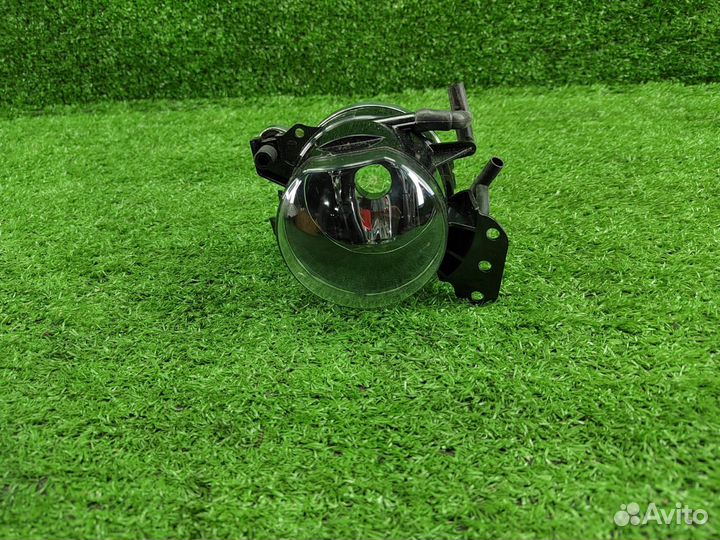 Фара противотуманная правая BMW 5 E60 E61 TYC