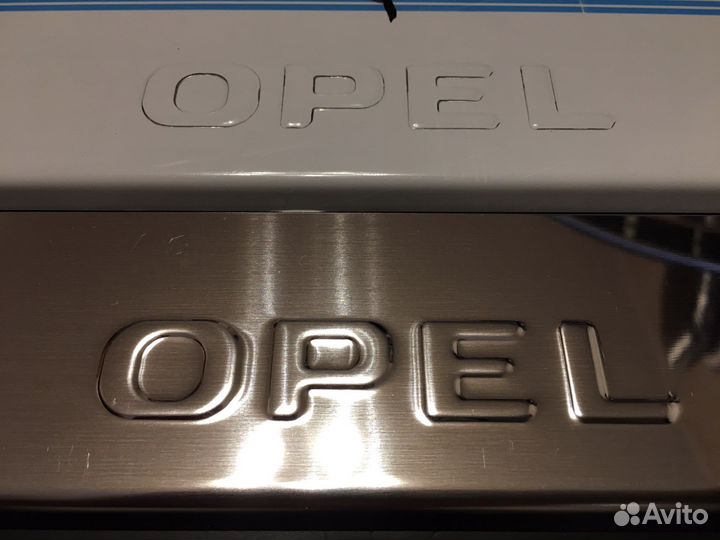 Накладки на пороги Опель-Астра Н, J, zafira