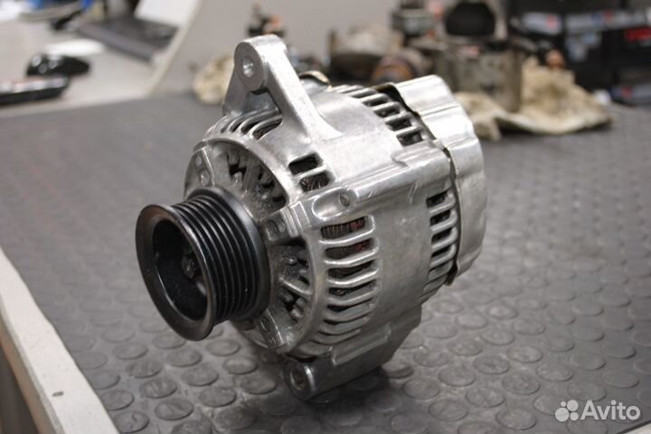 Генератор Toyota Camry 3.0 до 1992 г.в. б/у