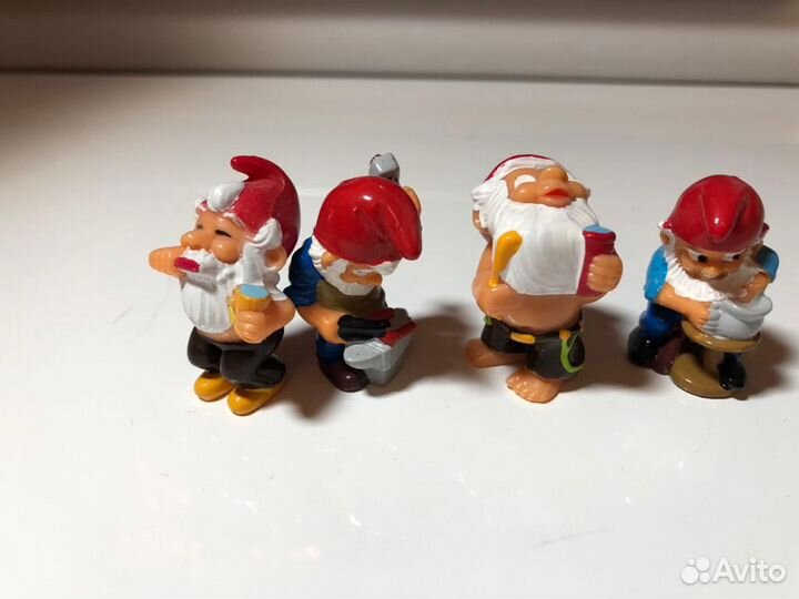 Игрушки киндер-сюрприз 90х гг