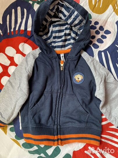 Толстовка и джинсы для мальчика