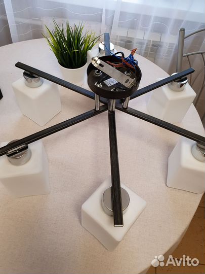 Светильник потолочный, люстра