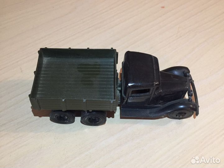 Газ-ааа (1:43)