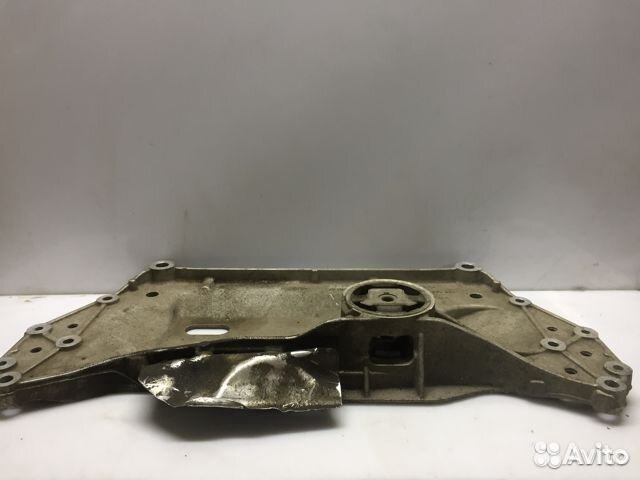 Подрамник Октавия 2 04-13 б\у 1K0199313N