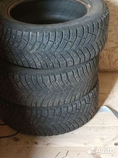 Michelin X-Ice North 4 205/55 R16 94T
