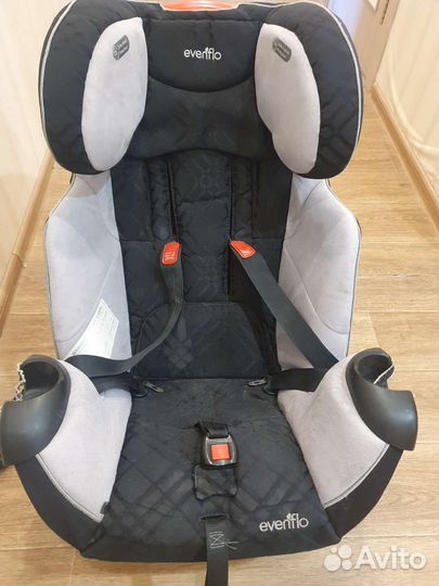 Детское автокресло Evenflo