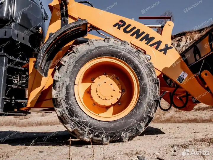 Фронтальный погрузчик Runmax 972E, 2024