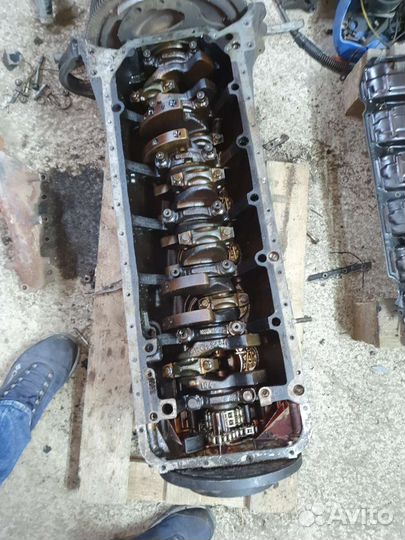 Блок цилиндров 2.8 на мерседес 124