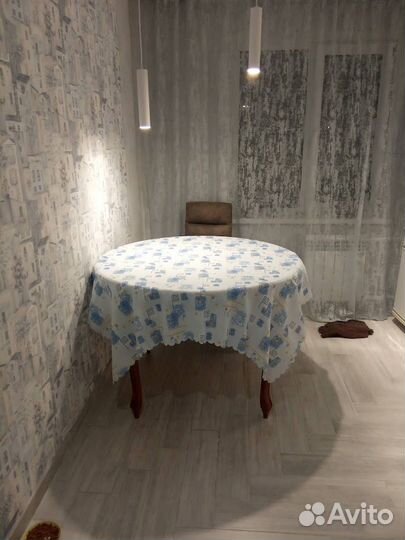 Стол кухонный круглый