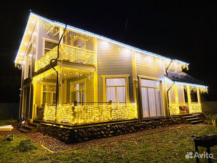 Украшение домов, контурная подсветка дома