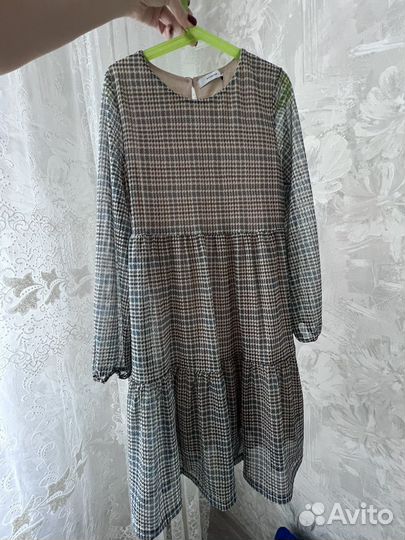 Платье Reserved 140