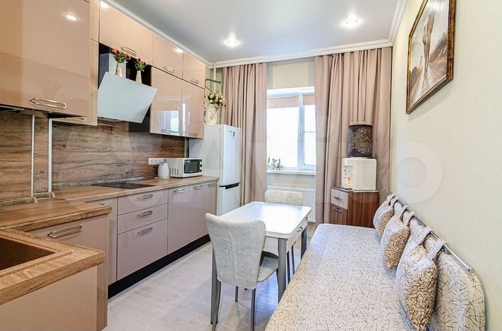 2-к. квартира, 46 м², 1/3 эт.