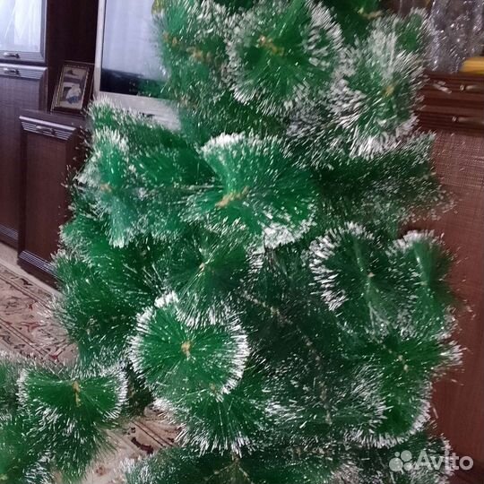 Елка новогодняя