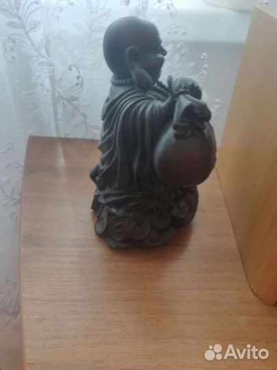 Статуэтка хотей