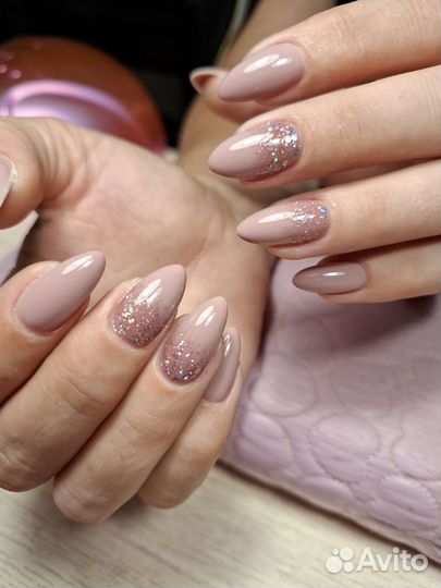 Маникюр, педикюр