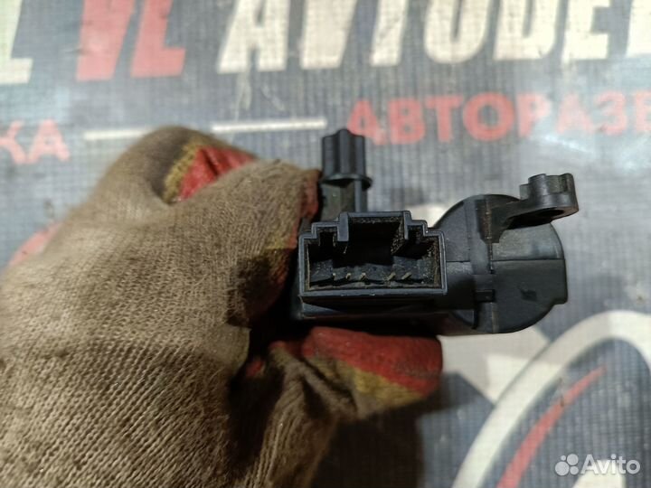 Сервопривод заслонки печки Opel Astra H