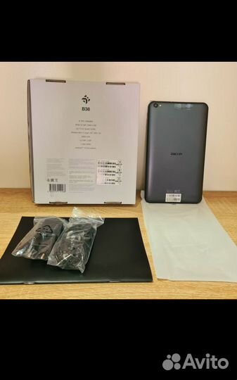 Планшет 3G, Андроид 10, sim, 8