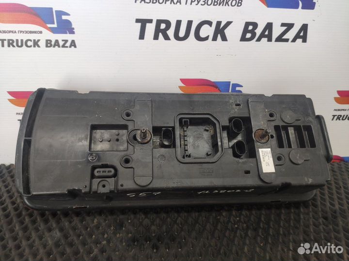 Фонарь задний левый