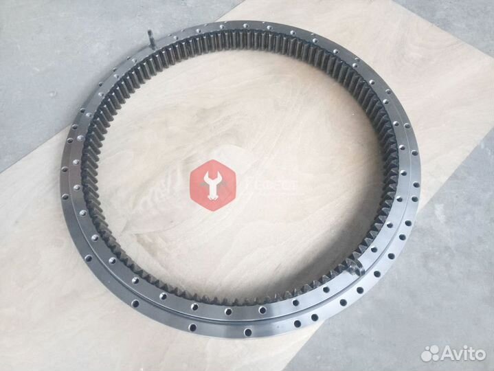 Опорно-поворотный круг Hitachi ZX130L 9285583