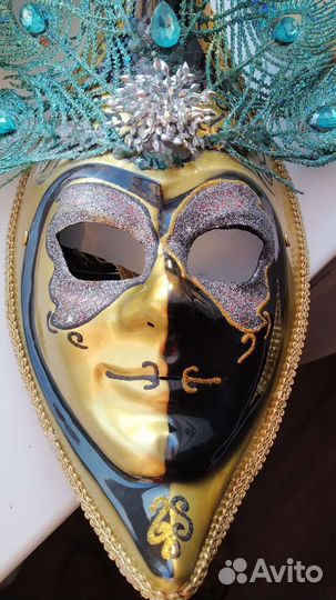 Венецианская маска