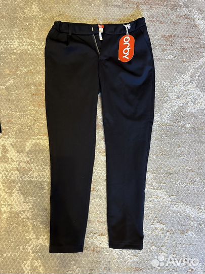 Брюки школьные для девочки 134 140