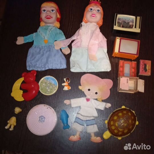 ИгрушкиСССР и современные, куклы и аксессуары