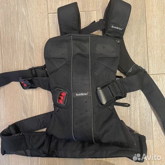 Рюкзак кенгуру BabyBjorn One Mesh черный