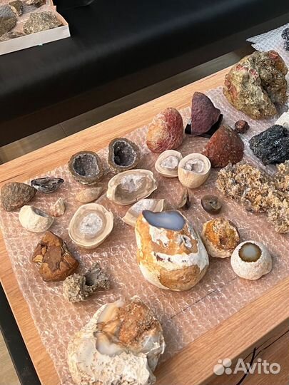 Камни и минералы