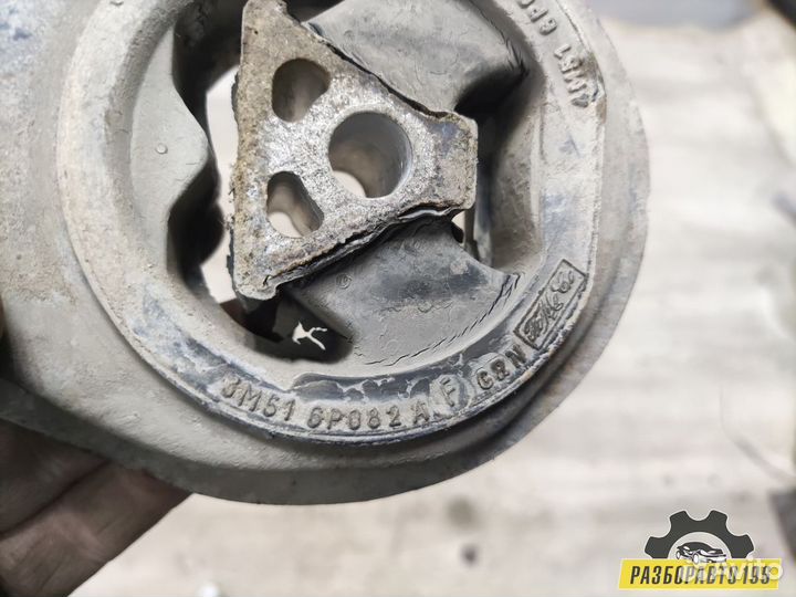 Опора двигателя задняя Ford Focus II 2005-2008