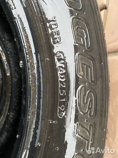 Bridgestone Dueler H/T 843 215/60 R17 96H