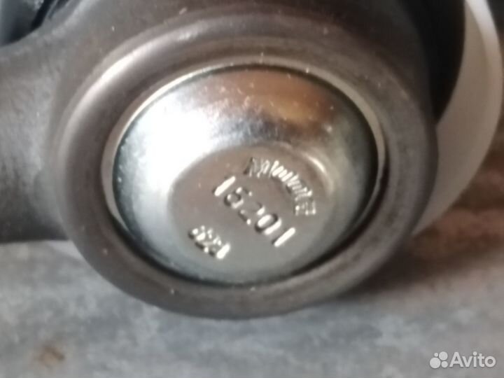 Audi a4 перение рычаги, и рулевой наконечник