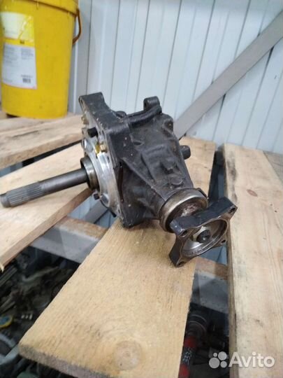 Раздатка Nissan X-Trail Qashqai 2.0 MR20de 4WD CTV