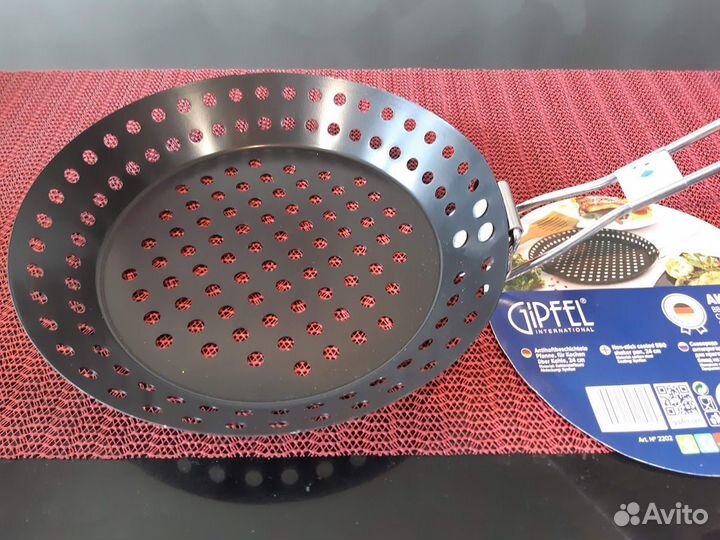 Сковороды для барбекю Gipfel 24 и 30 см с антипр