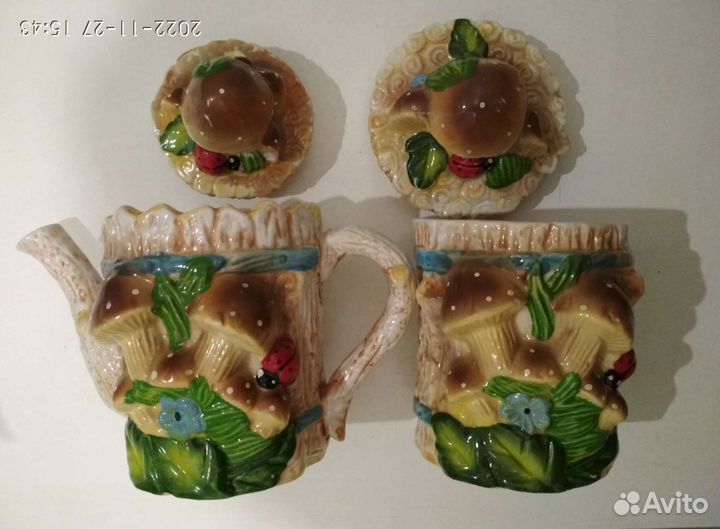 Чайник и сахарница керамика