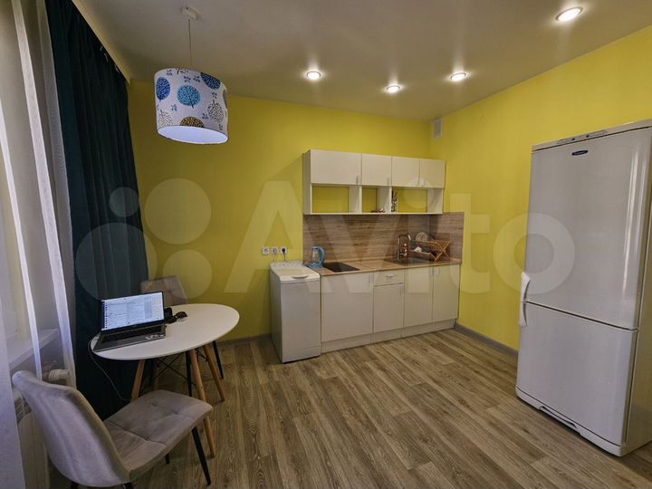 Квартира-студия, 32,7 м², 6/9 эт.