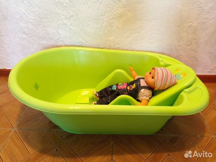 Ванночка для купания с горкой