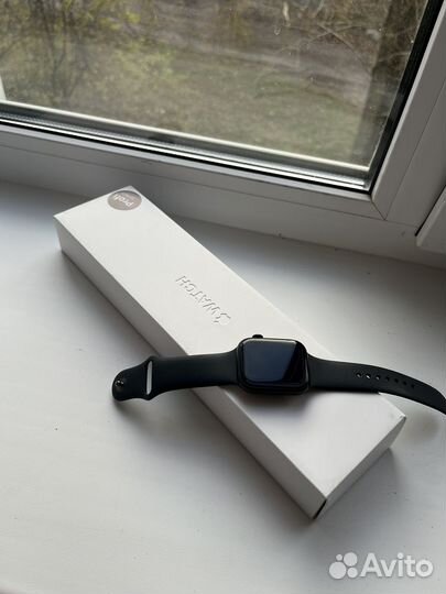Apple watch series 8