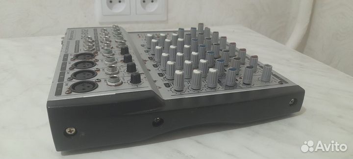 2 Микшерных пульта omnitronic