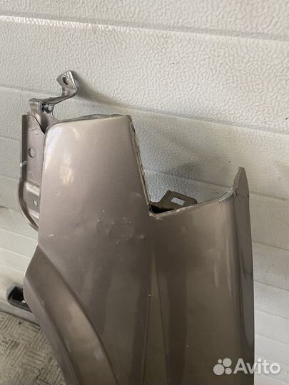 Крыло на nissan primera