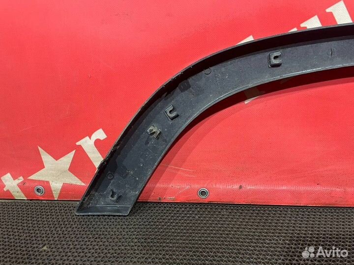 Накладка крыла левая Volvo FH