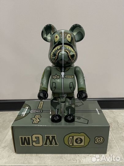 Мишка bearbrick Alpha Industries