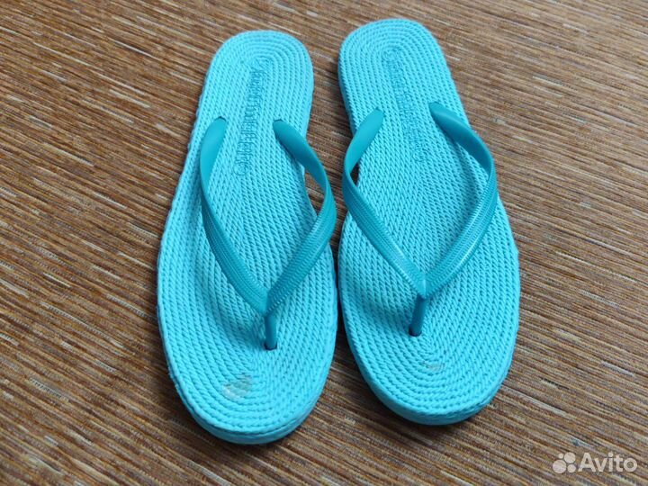 Шлепанцы женские