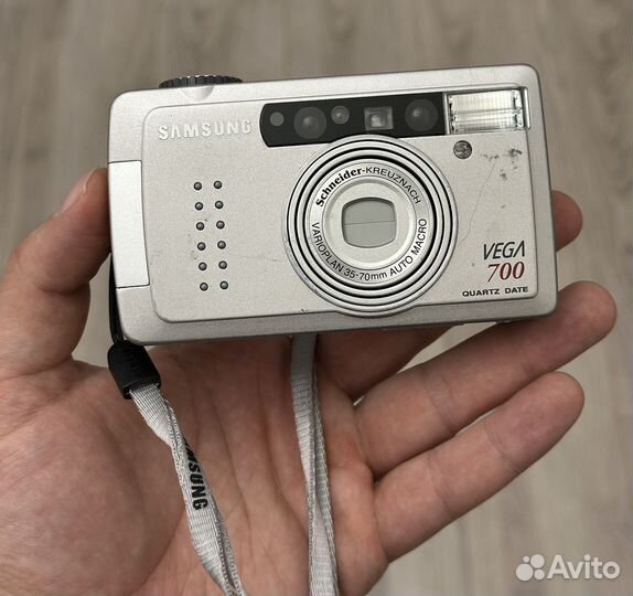 Пленочный фотоаппарат Samsung Vega 700