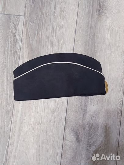 Пилотка с кокардой